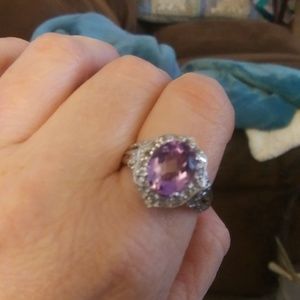 Woman's Victoria Wreck Size 10 Ring